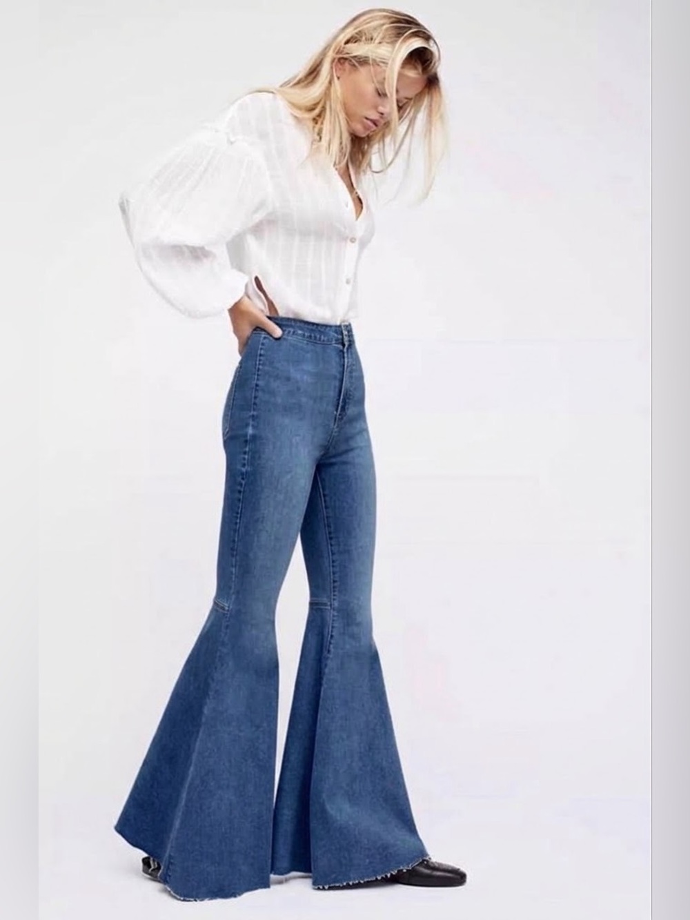 Free People We The Free High Rise Extreme Bell Bottom Flare Jeans 27